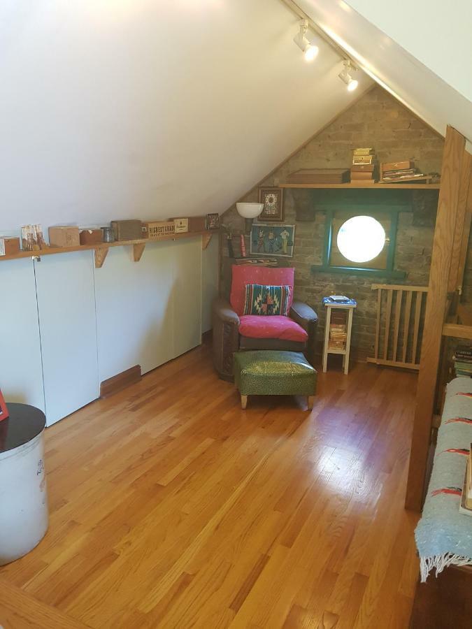 Superior Apartment Чикаго Екстериор снимка