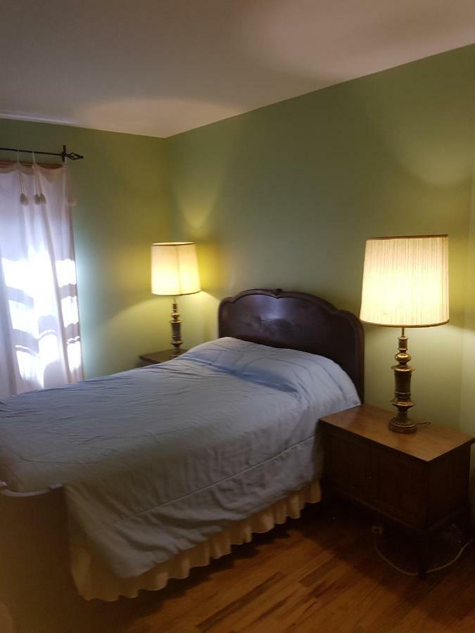 Superior Apartment Чикаго Екстериор снимка
